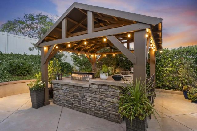 1232 Stockton Place, Escondido, CA 92026