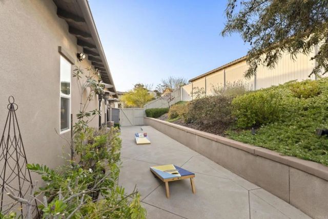 1232 Stockton Place, Escondido, CA 92026