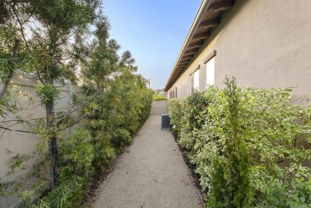 1232 Stockton Place, Escondido, CA 92026