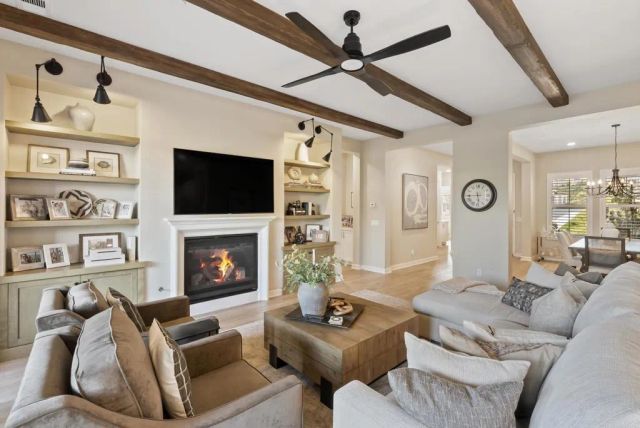 1232 Stockton Place, Escondido, CA 92026