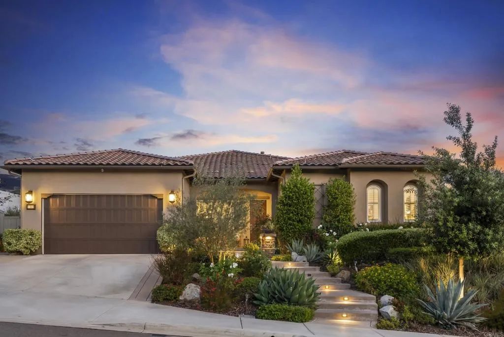 1232 Stockton Place, Escondido, CA 92026