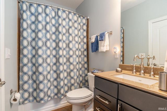 1715 S Springhouse Drive, Bloomington, IN 47401