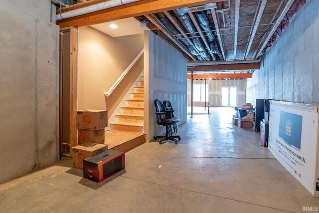 1715 S Springhouse Drive, Bloomington, IN 47401