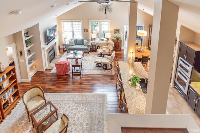 1715 S Springhouse Drive, Bloomington, IN 47401