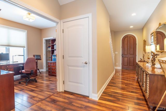 1715 S Springhouse Drive, Bloomington, IN 47401