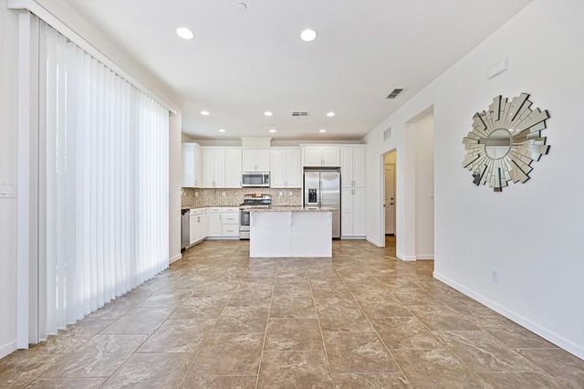 2457 Pleasant Grove Blvd, Roseville, CA 95747