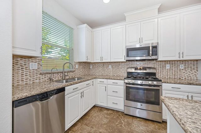 2457 Pleasant Grove Blvd, Roseville, CA 95747