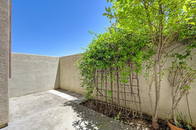 2457 Pleasant Grove Blvd, Roseville, CA 95747