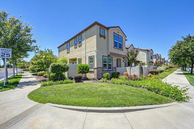 2457 Pleasant Grove Blvd, Roseville, CA 95747