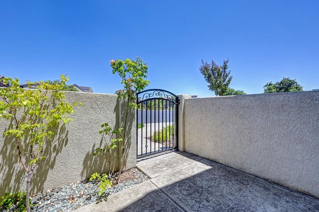 2457 Pleasant Grove Blvd, Roseville, CA 95747