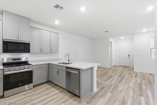 111 Cinder Cone Lane, Las Vegas, NV 89138