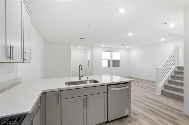 111 Cinder Cone Lane, Las Vegas, NV 89138