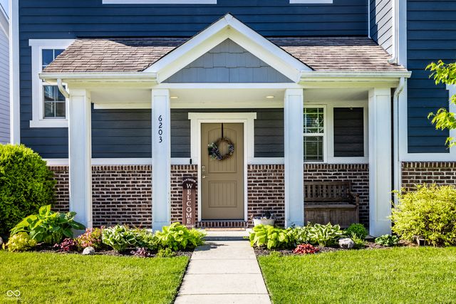 6203 Bliss Point E, Whitestown, IN 46075
