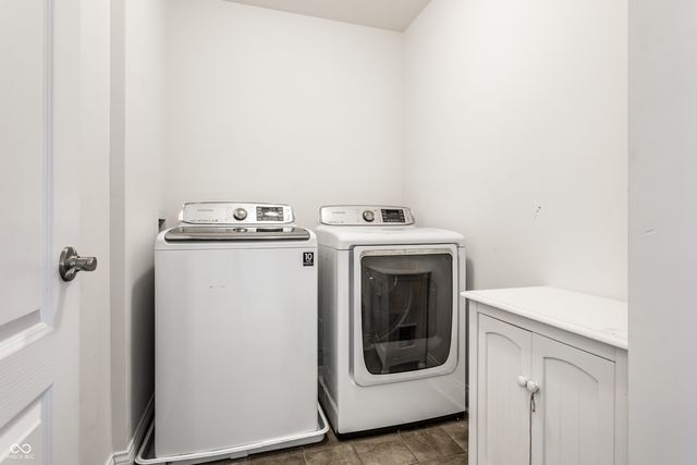 6203 Bliss Point E, Whitestown, IN 46075