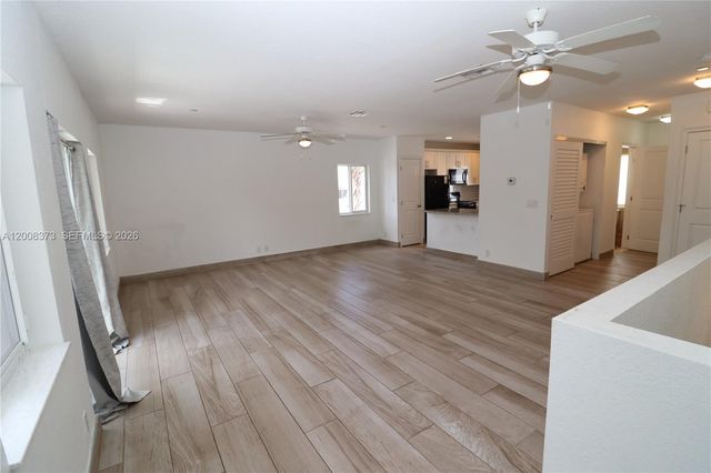 605 NE 28th St 1, Wilton Manors, FL 33334