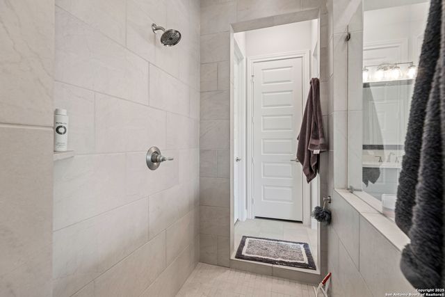 552 Falcon Cove, San Antonio, TX 78009