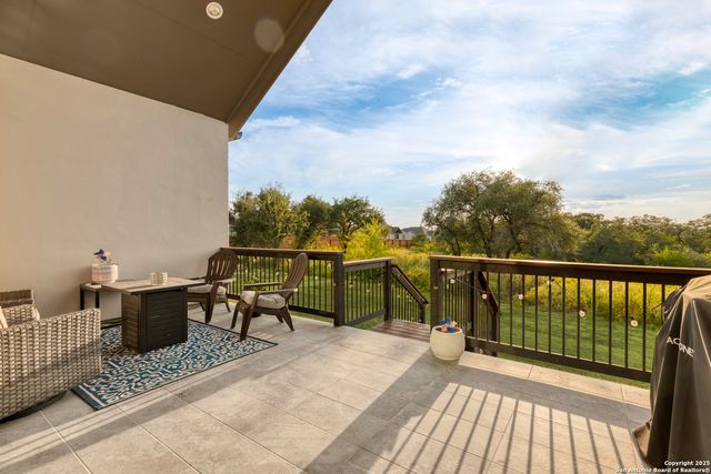 552 Falcon Cove, San Antonio, TX 78009