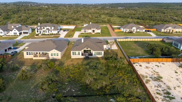 552 Falcon Cove, San Antonio, TX 78009