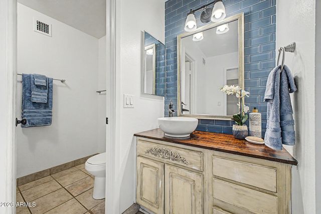 4431 W KALER Circle, Glendale, AZ 85301