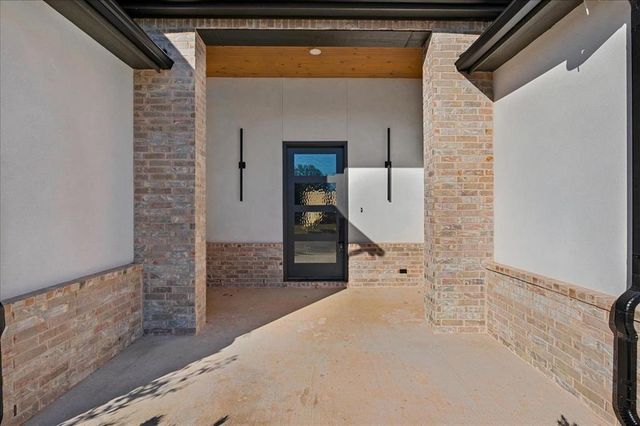 3917 Stone Bluff Way, Edmond, OK 73034