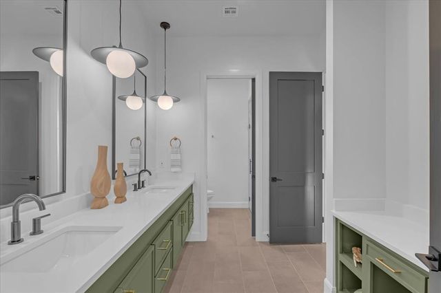 3917 Stone Bluff Way, Edmond, OK 73034