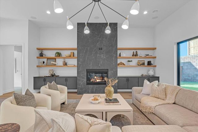 3917 Stone Bluff Way, Edmond, OK 73034