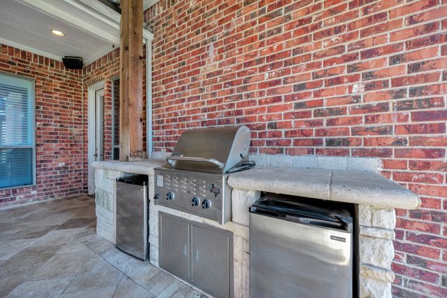 8324 Flat Rock Court, North Richland Hills, TX 76182