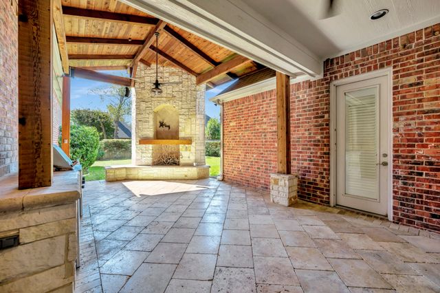 8324 Flat Rock Court, North Richland Hills, TX 76182