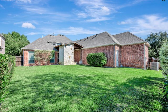 8324 Flat Rock Court, North Richland Hills, TX 76182