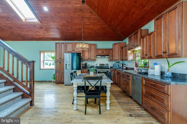 31 W WILD CHERRY RD, Schuylkill Haven, PA 17972