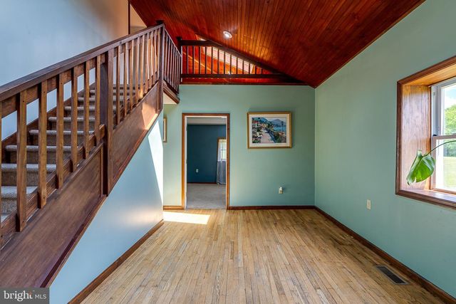 31 W WILD CHERRY RD, Schuylkill Haven, PA 17972