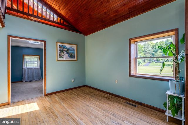 31 W WILD CHERRY RD, Schuylkill Haven, PA 17972