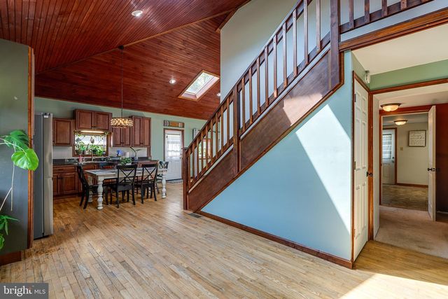 31 W WILD CHERRY RD, Schuylkill Haven, PA 17972