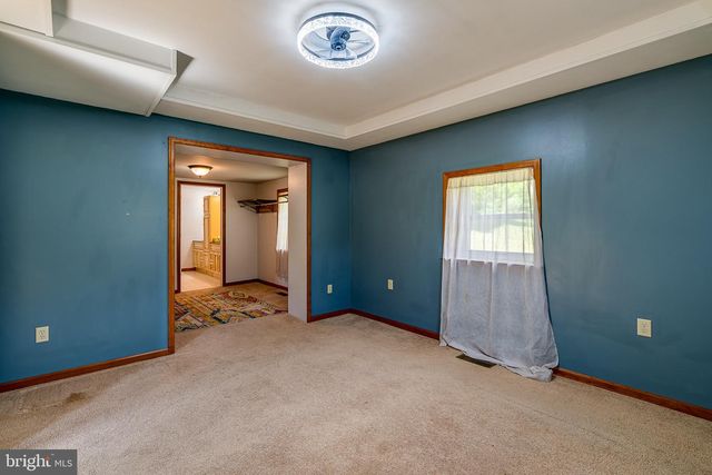 31 W WILD CHERRY RD, Schuylkill Haven, PA 17972