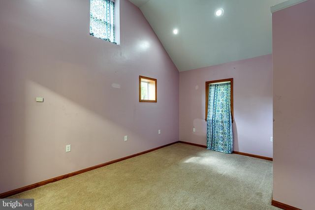 31 W WILD CHERRY RD, Schuylkill Haven, PA 17972