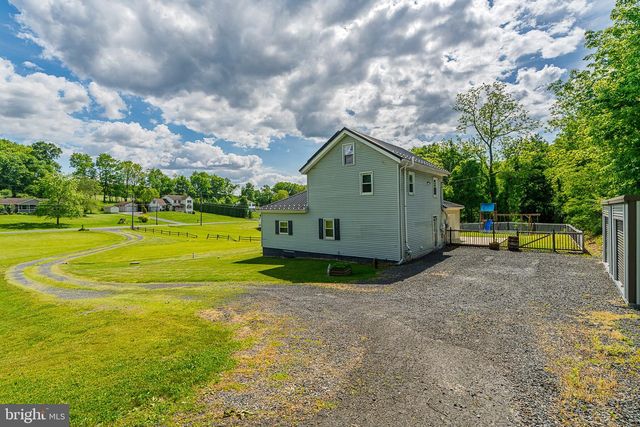 31 W WILD CHERRY RD, Schuylkill Haven, PA 17972