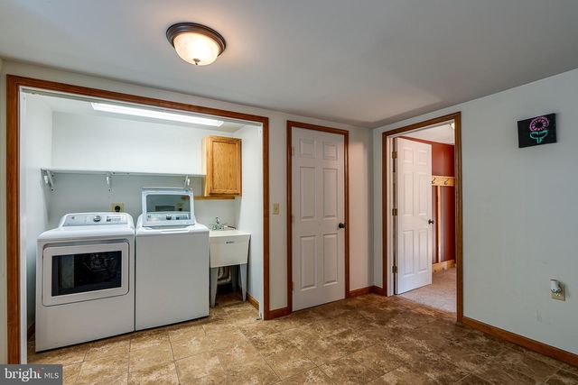 31 W WILD CHERRY RD, Schuylkill Haven, PA 17972