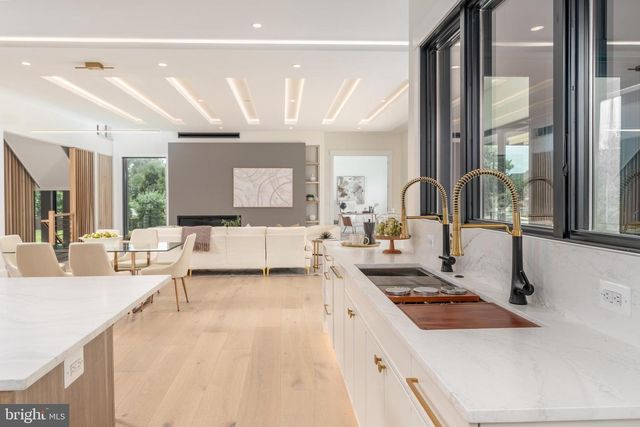 104 MASHIE CT SE, Vienna, VA 22180