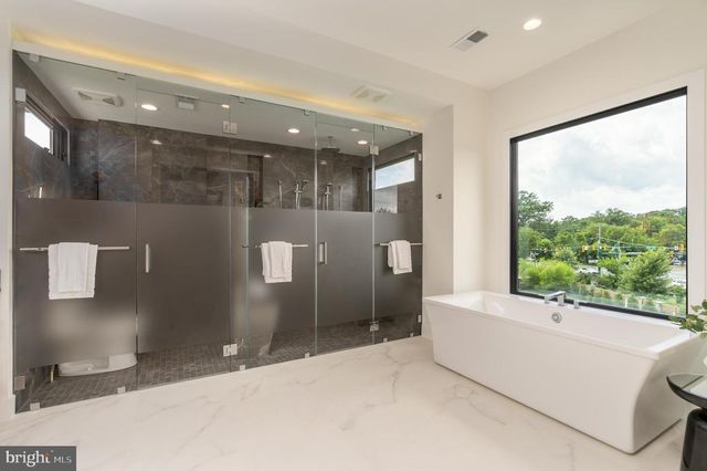 104 MASHIE CT SE, Vienna, VA 22180