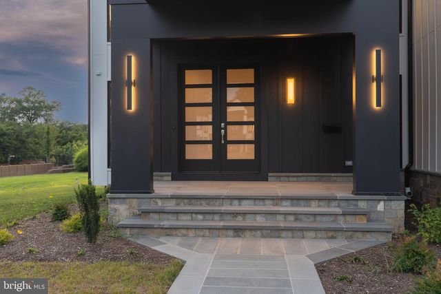 104 MASHIE CT SE, Vienna, VA 22180