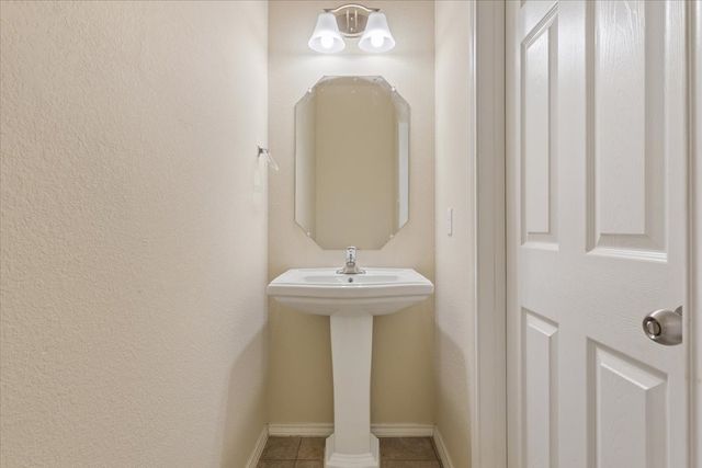 6512 La Sol Lane, Waco, TX 76712