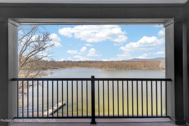 20 Icehouse Drive, Saugerties, NY 12477