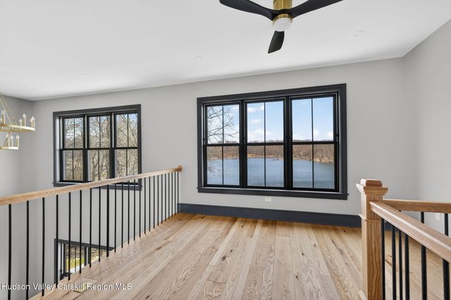 20 Icehouse Drive, Saugerties, NY 12477