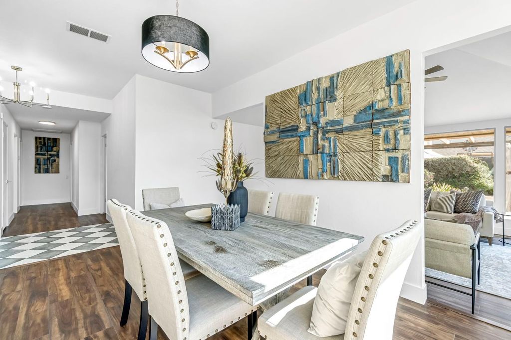 Image 15 of property listing at 1041 W Sierra Avenue, Fresno, CA 93711