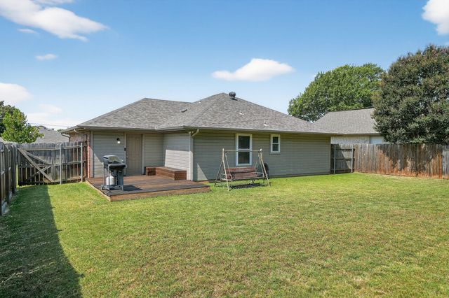 604 Mcanear Street, Cleburne, TX 76033