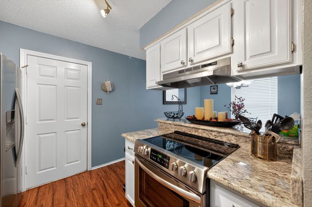 604 Mcanear Street, Cleburne, TX 76033