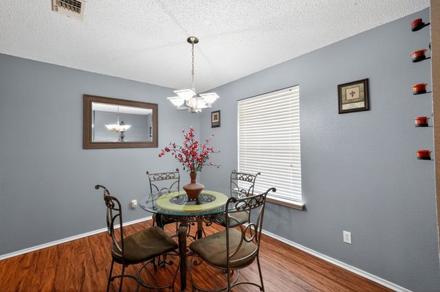 604 Mcanear Street, Cleburne, TX 76033