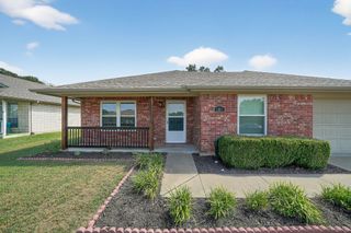 604 Mcanear Street, Cleburne, TX 76033