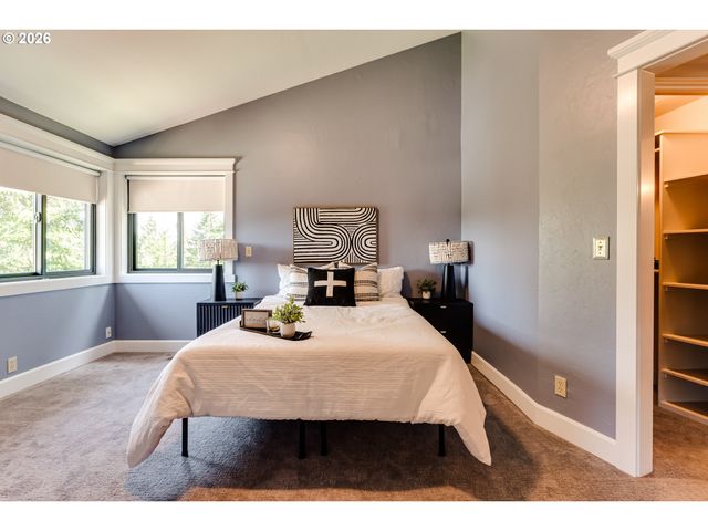 87933 10TH St, Veneta, OR 97487