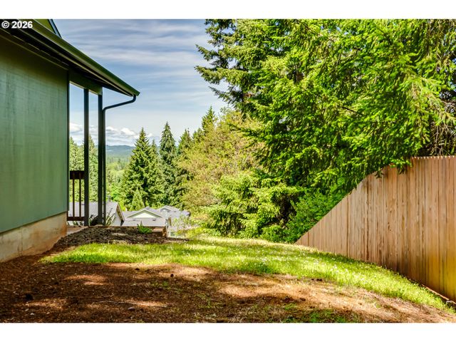 87933 10TH St, Veneta, OR 97487